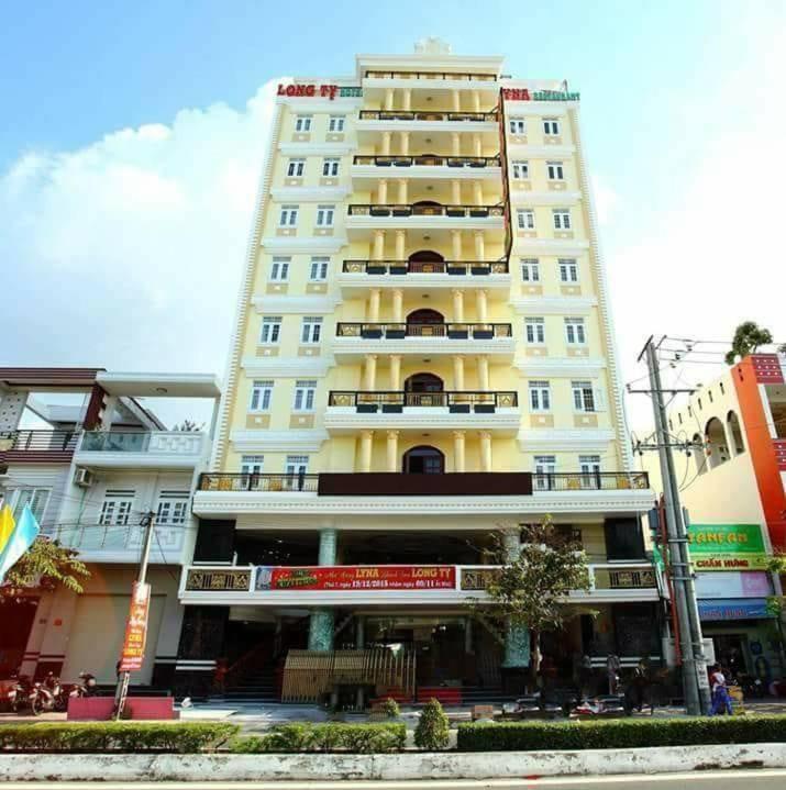 Khach San Long Ty Hotel Ca Mau Bagian luar foto