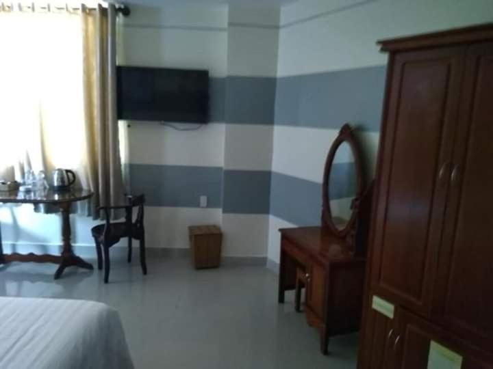 Khach San Long Ty Hotel Ca Mau Bagian luar foto